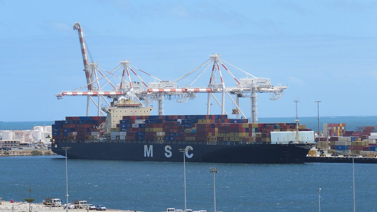 Container Ship MSC Tianping in Fremantle Harbour, November 2024 04