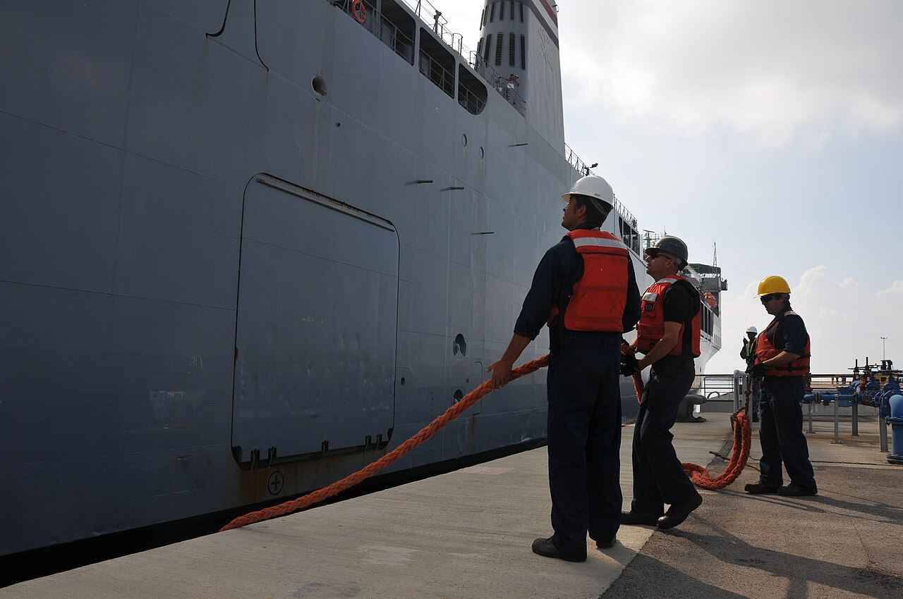 Syrian chemical agents destruction 140625-N-EM343-092
